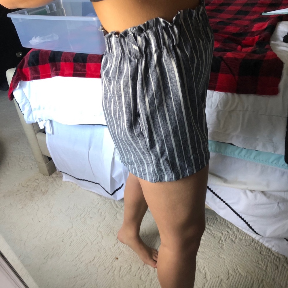 cute dressy shorts - Picture 2 of 4